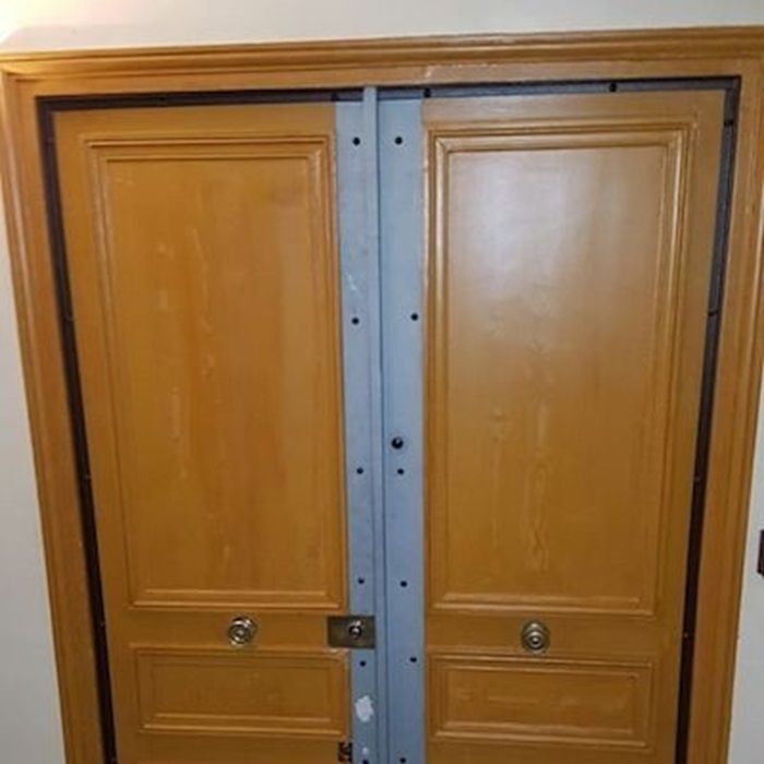 plat de battement blindage porte 2 vantaux
